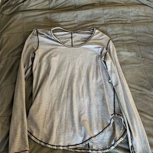 Lulu long sleeve loose fitted t shirt